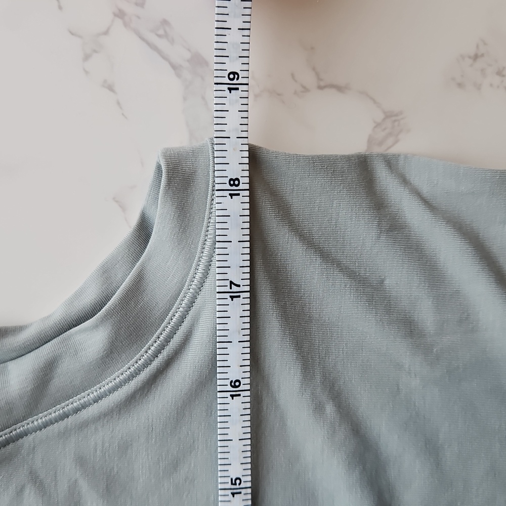 Lululemon Gray/Aqua Cropped Boxy Muscle Tank No Size M? - Picture 4 of 6